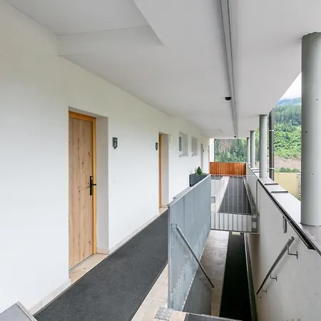 Apartmán Apart33 2-4 *