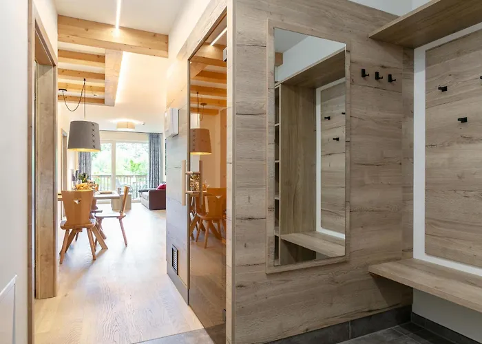 Apart33 2-4 Apartment