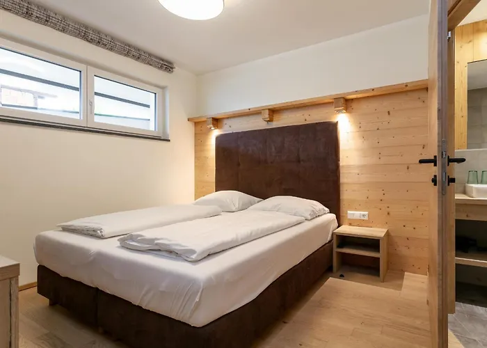 Apart33 2-4 Lägenhet *